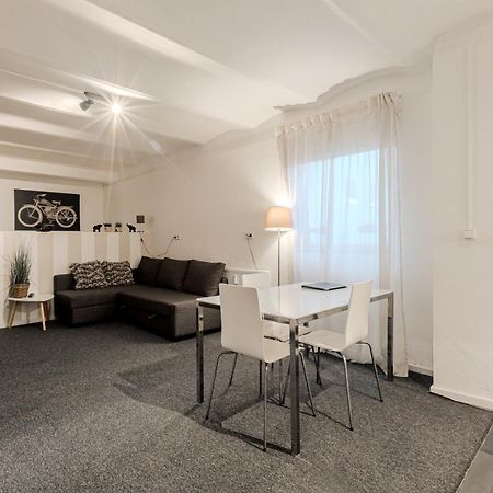 Stadtnahe & Ruhig Gelegen, Fusslaeufig Zur Alster Hamburg Luaran gambar