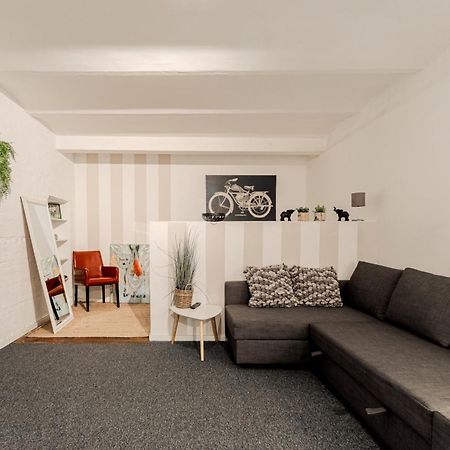 Stadtnahe & Ruhig Gelegen, Fusslaeufig Zur Alster Hamburg Luaran gambar